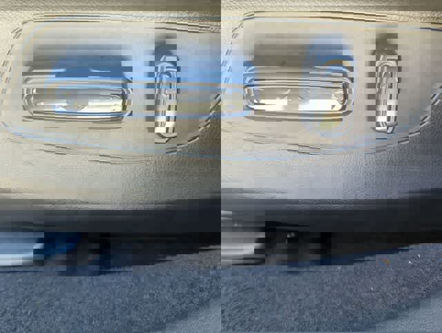 Used 2025 Acura ADX FWD image 18