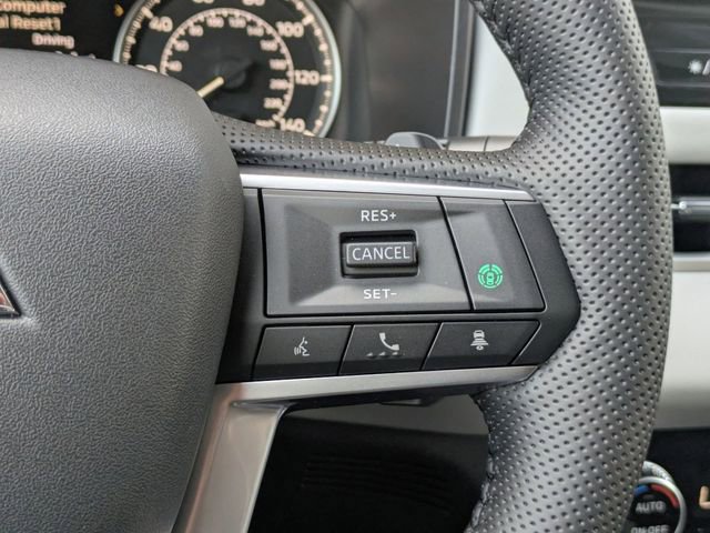 New 2026 Mitsubishi Outlander SE image 30