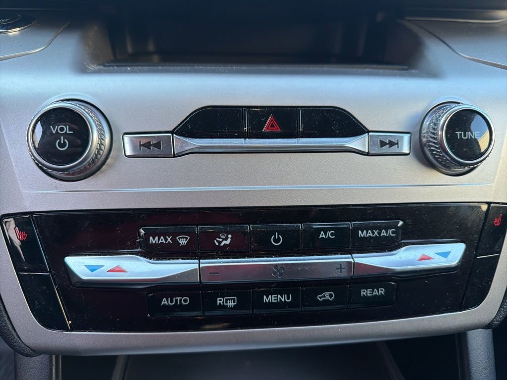 Certified 2022 Ford Explorer XLT image 31