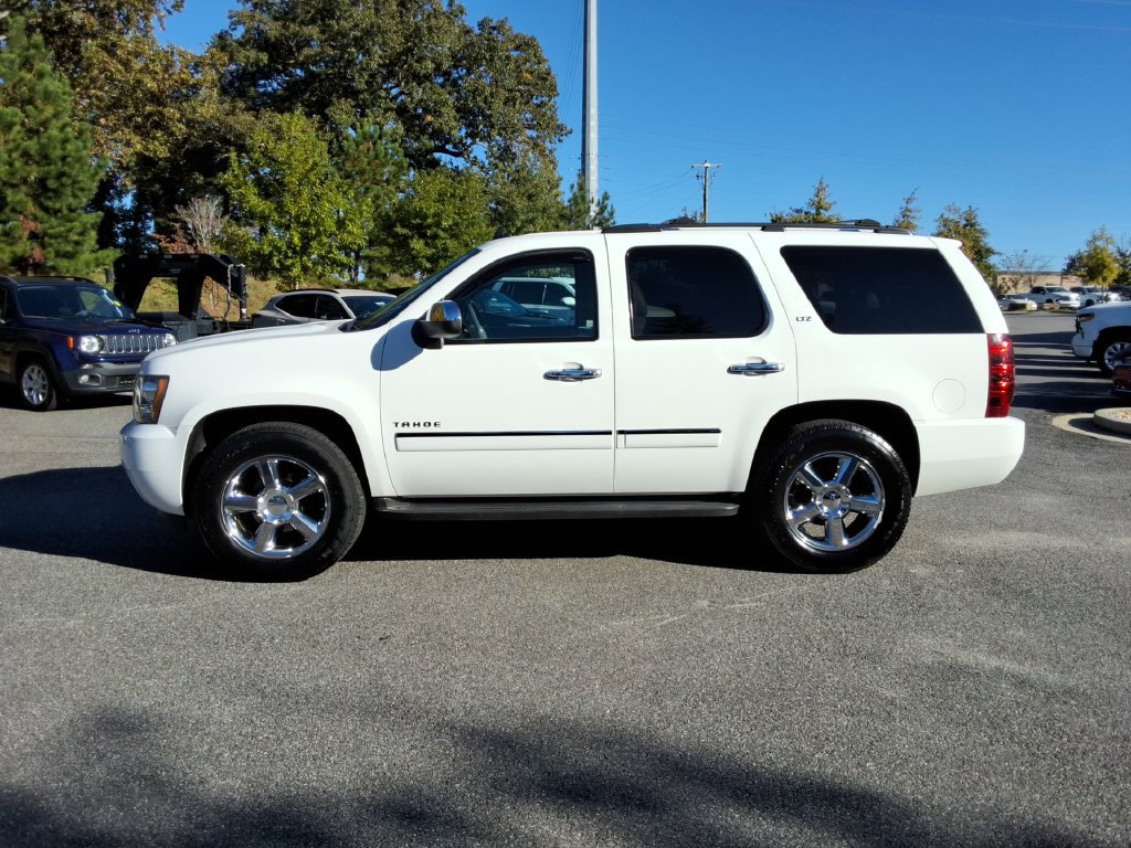 Used 2014 Chevrolet Tahoe LTZ AWD/4WD image 8