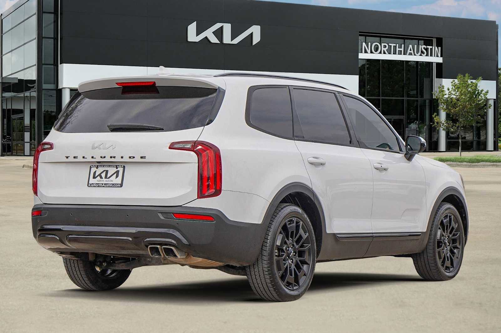 Certified 2022 Kia Telluride SX w/ SX Prestige Package image 6