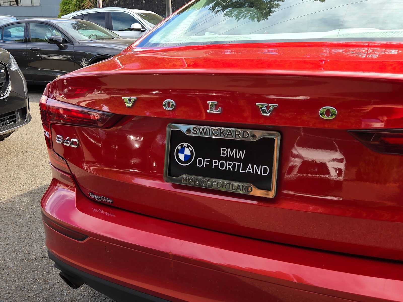 Used 2020 Volvo S60 T5 Momentum w/ Premium Package FWD image 14