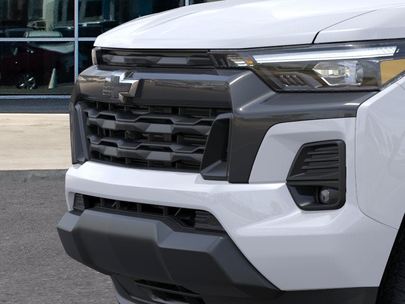 Used 2025 Chevrolet Colorado W/T w/ Advanced Trailering Package RWD image 13