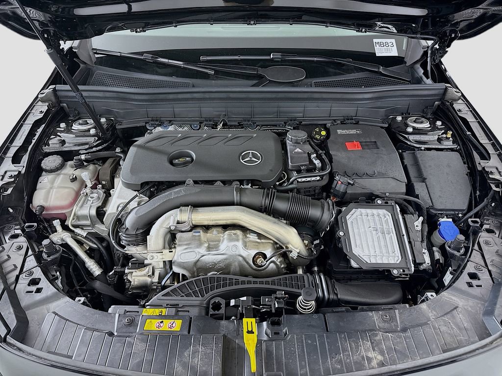 Used 2026 Mercedes-Benz GLB 250 4MATIC image 29