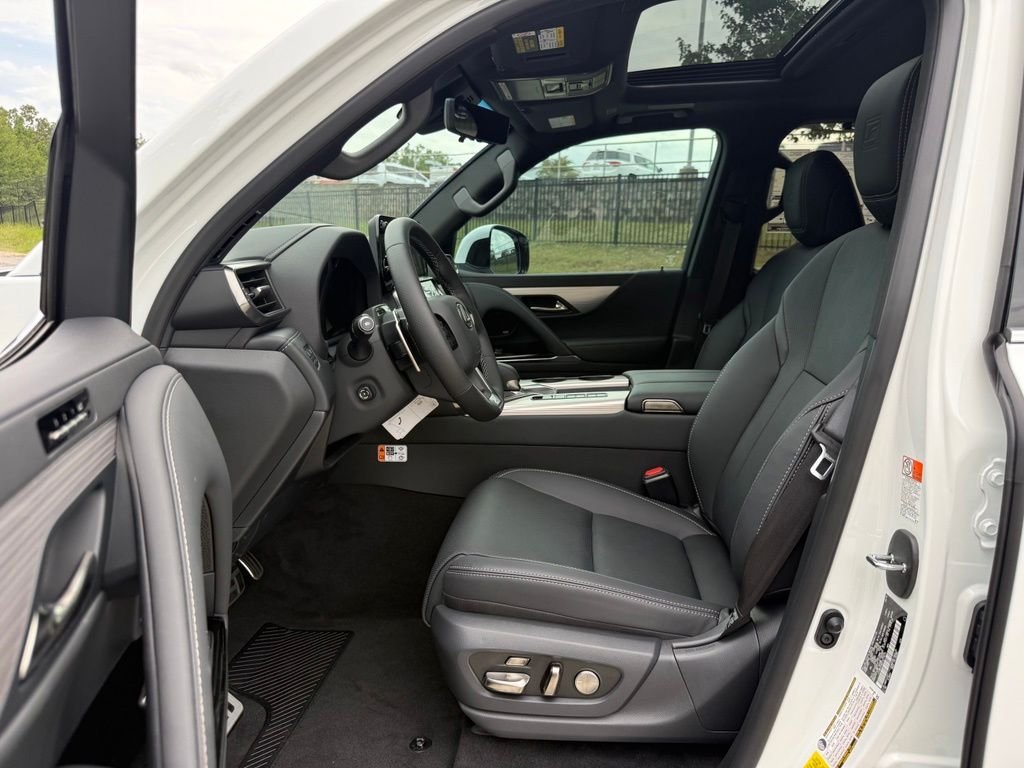 New 2026 Lexus LX 700h F Sport AWD/4WD image 21