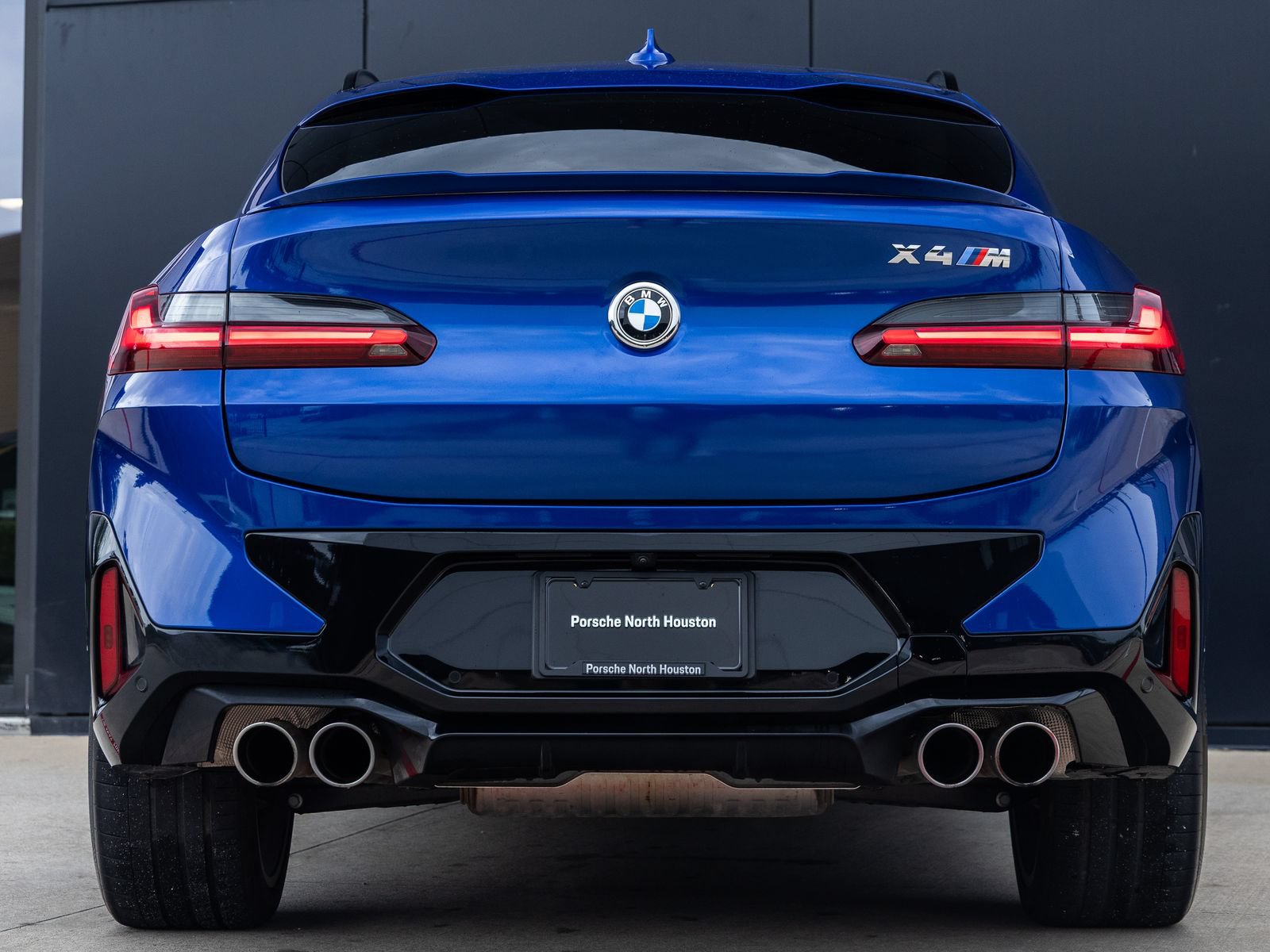 Used 2025 BMW X4 M w/ Executive Package AWD/4WD image 7