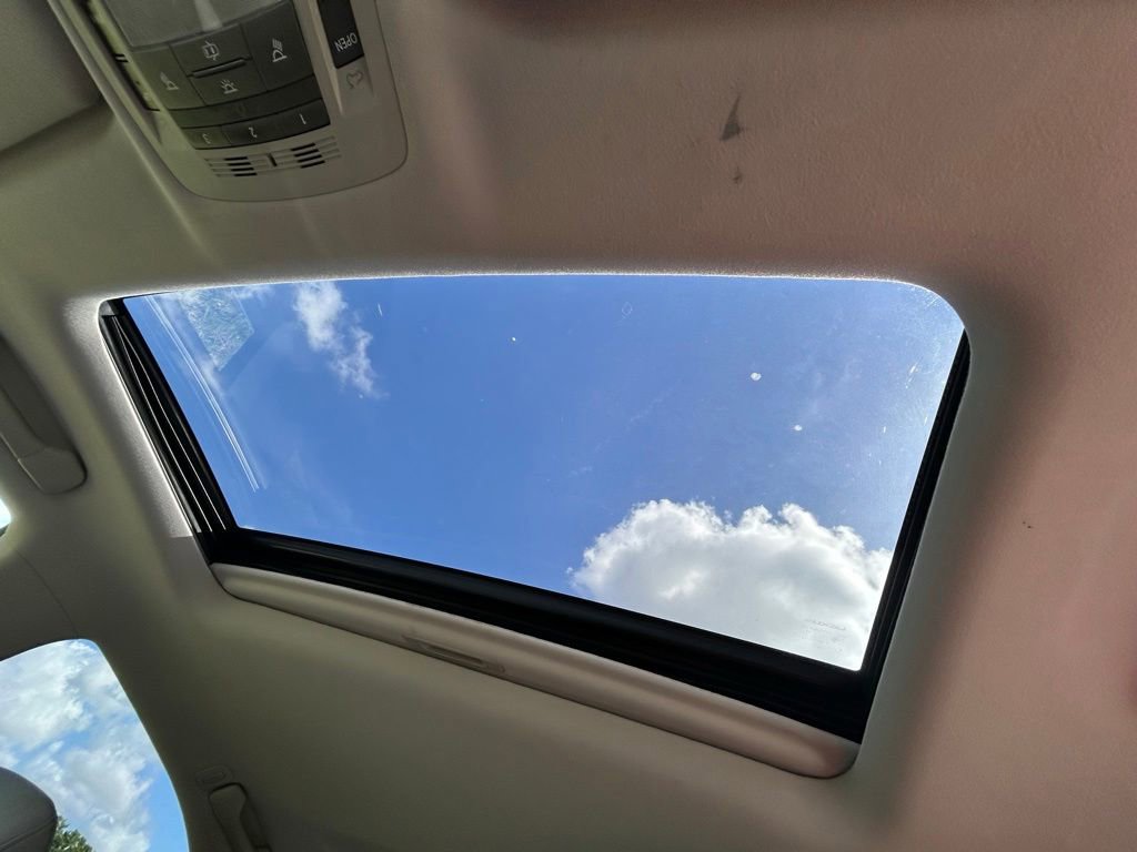 Used 2010 Lexus RX 450h AWD image 36