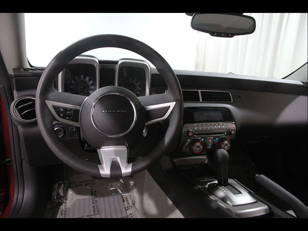 Used 2010 Chevrolet Camaro LT w/ RS Package RWD image 6