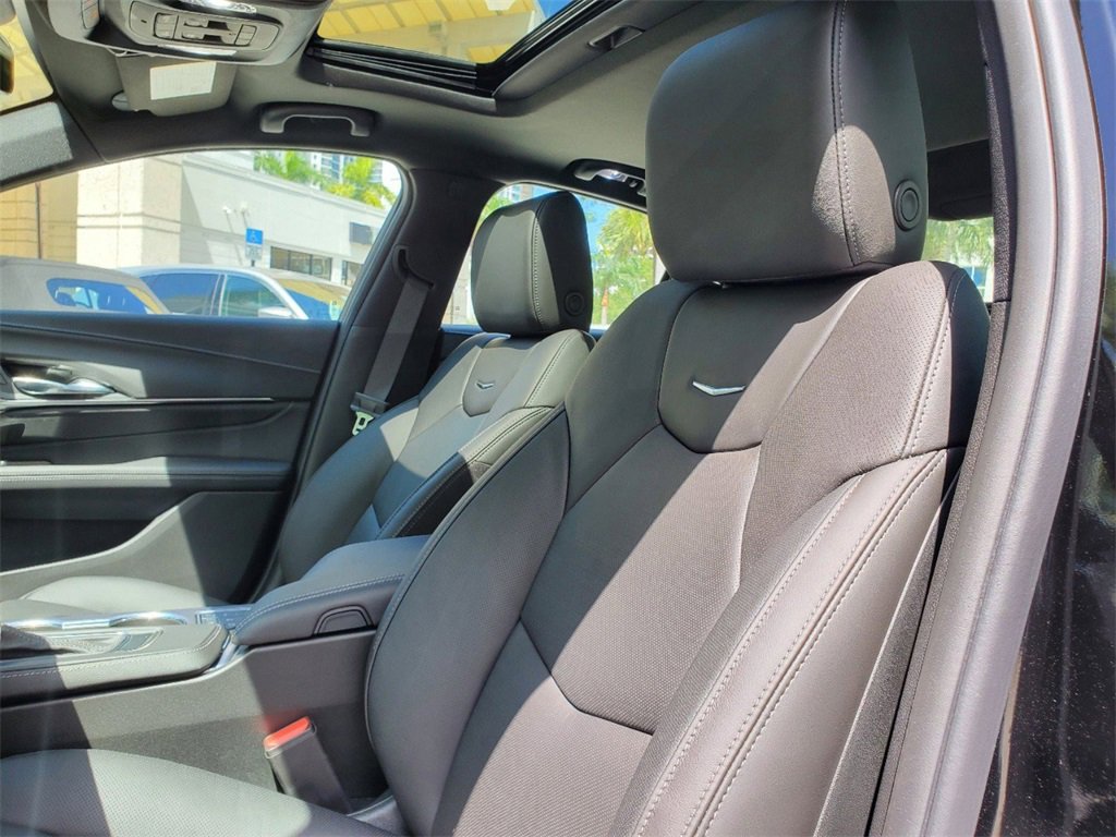 New 2025 Cadillac CT4 Premium Luxury image 15