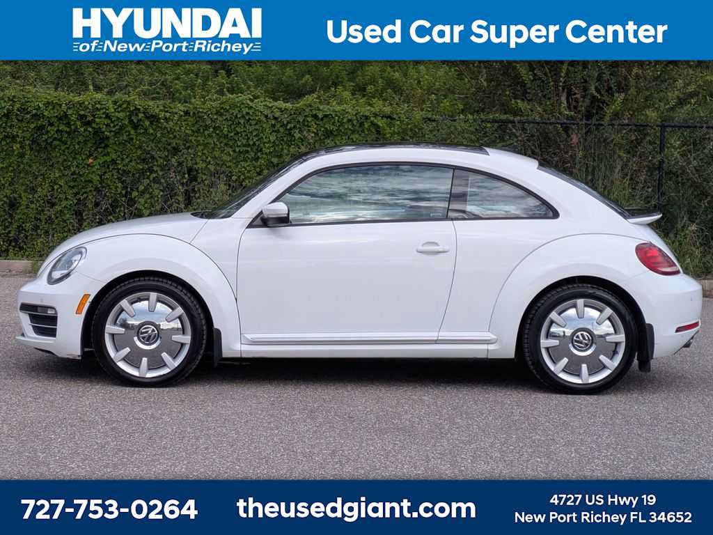 Used 2017 Volkswagen Beetle 1.8T SEL FWD image 2