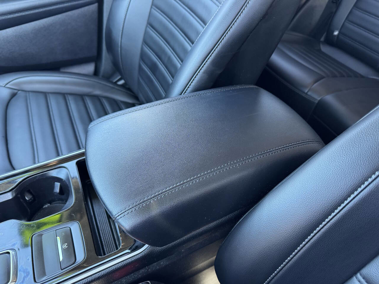Used 2019 Ford Edge SEL w/ Equipment Group 201A image 23