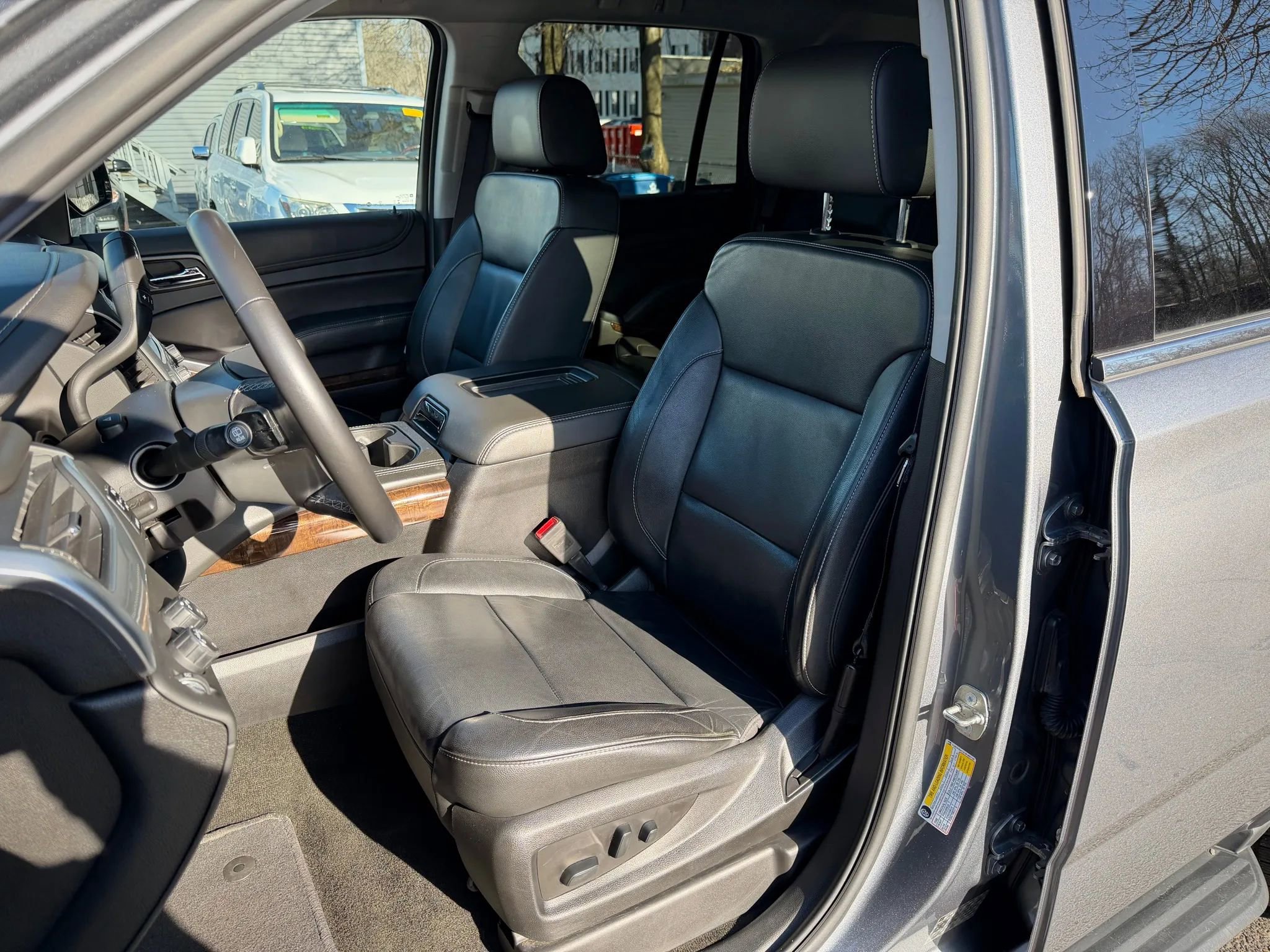 Used 2018 Chevrolet Tahoe LT image 21