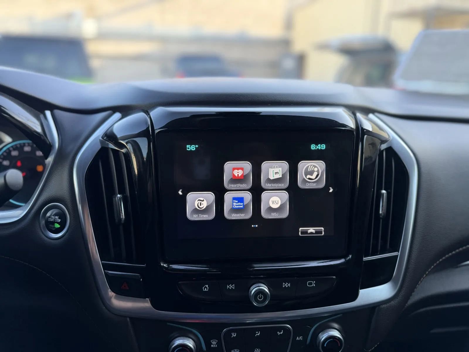 Used 2019 Chevrolet Traverse LT w/ LT Premium Package AWD/4WD image 34