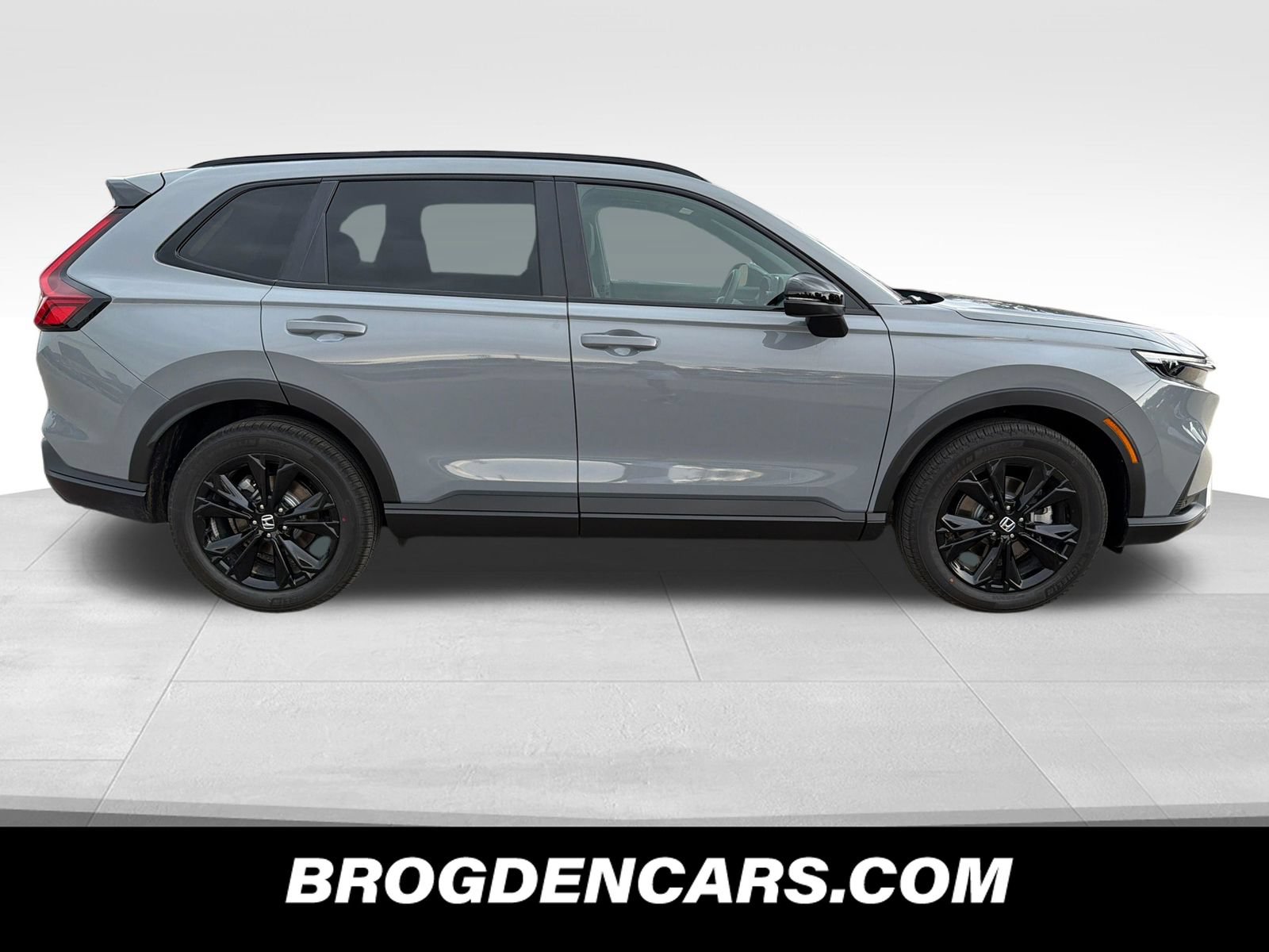Used 2026 Honda CR-V Sport Touring image 2