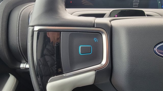 Used 2025 Ford Expedition Max Platinum image 29