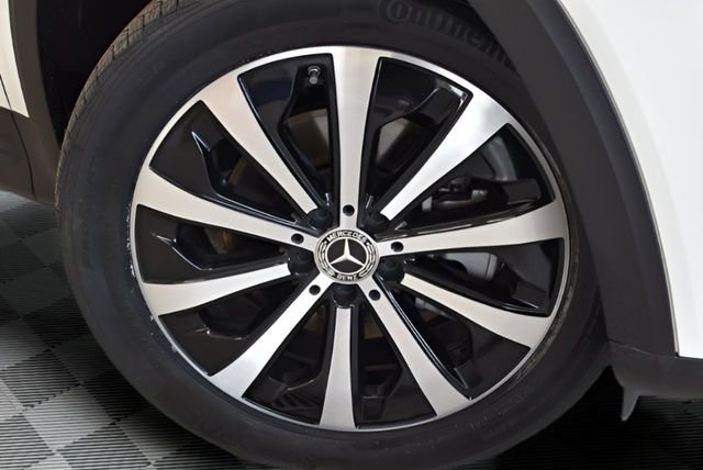 Used 2023 Mercedes-Benz GLB 250 4MATIC image 30