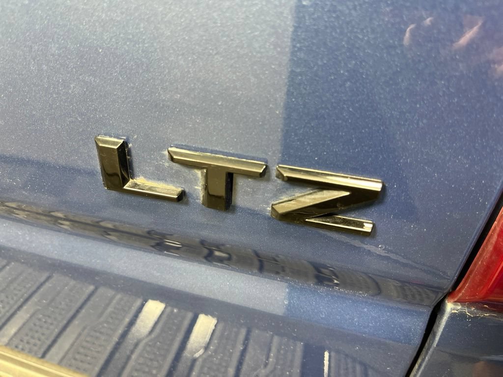 Used 2024 Chevrolet Silverado 1500 LTZ w/ LPO, Dark Essentials Package AWD/4WD image 4