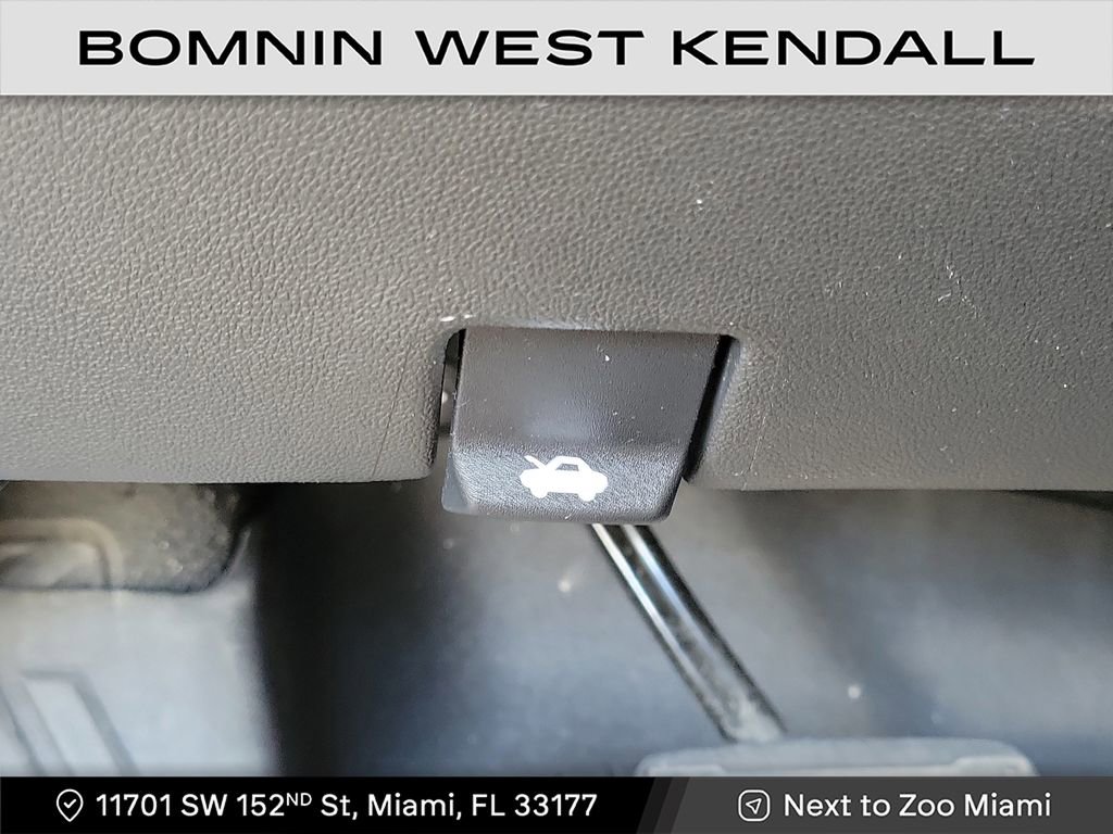 Used 2021 Chevrolet Silverado 1500 LT Trail Boss image 29