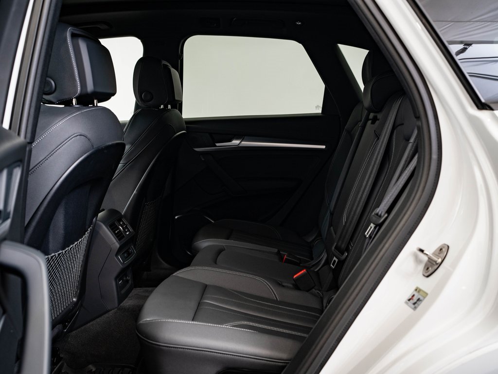 Certified 2024 Audi Q5 2.0T Premium w/ Summer of Audi Package image 43
