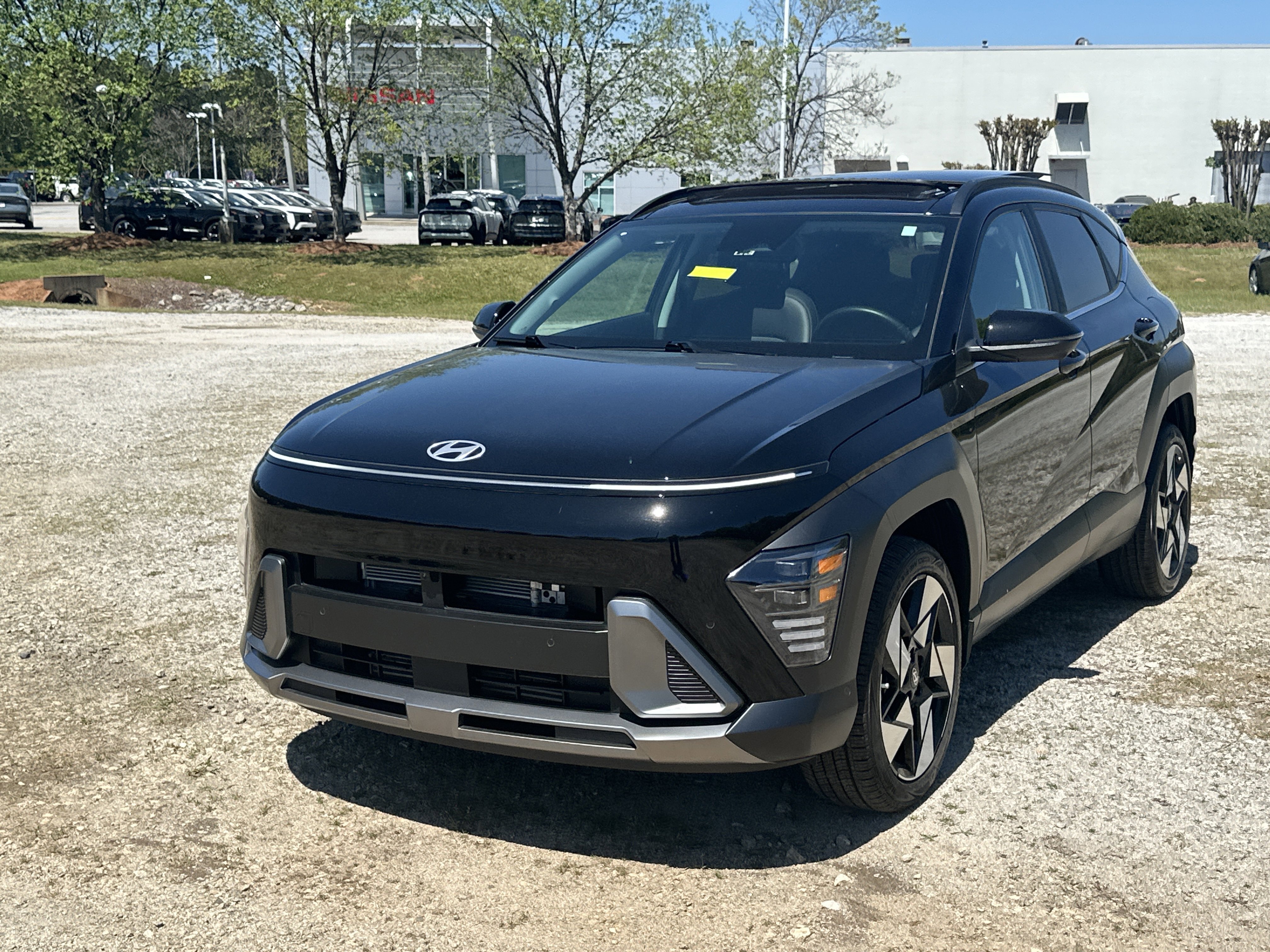 Used 2025 Hyundai Kona Limited image 1