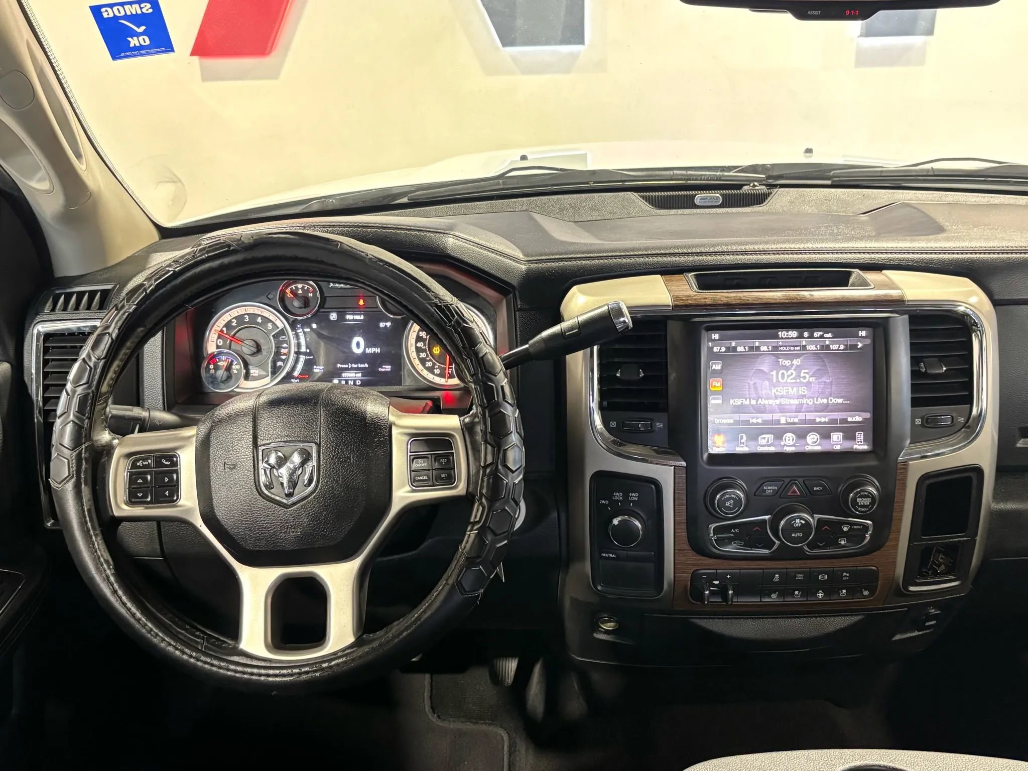Used 2014 RAM 2500 Laramie AWD/4WD image 10