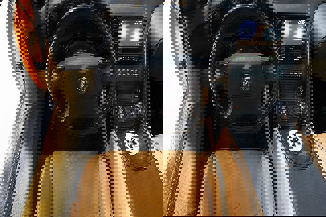 Used 1998 Lamborghini Diablo VT image 10