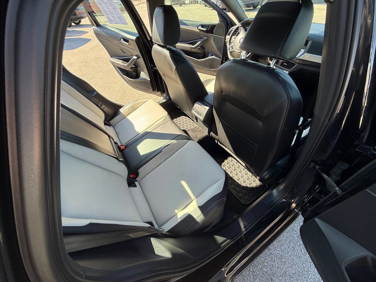 Used 2019 Volkswagen Jetta R-Line FWD image 15