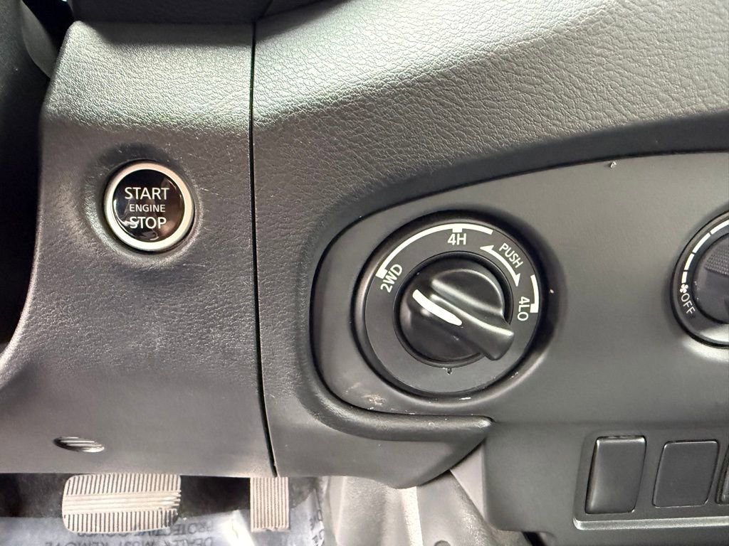 Used 2024 Nissan Frontier S w/ Technology Package image 22