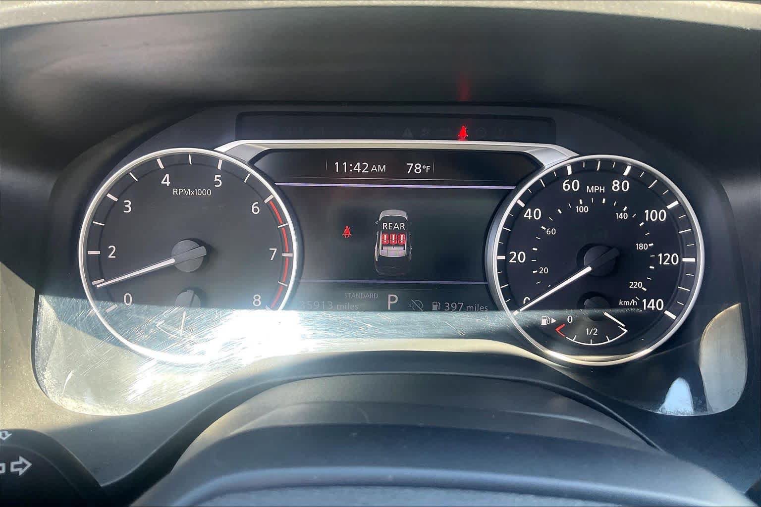 Used 2025 Nissan Rogue SV FWD image 25