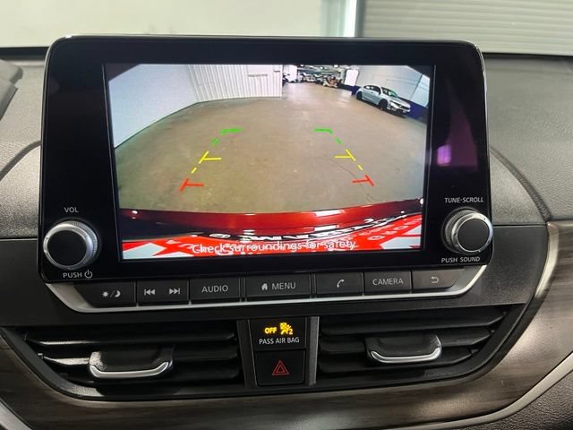 Used 2024 Nissan Altima 2.5 SV FWD image 29