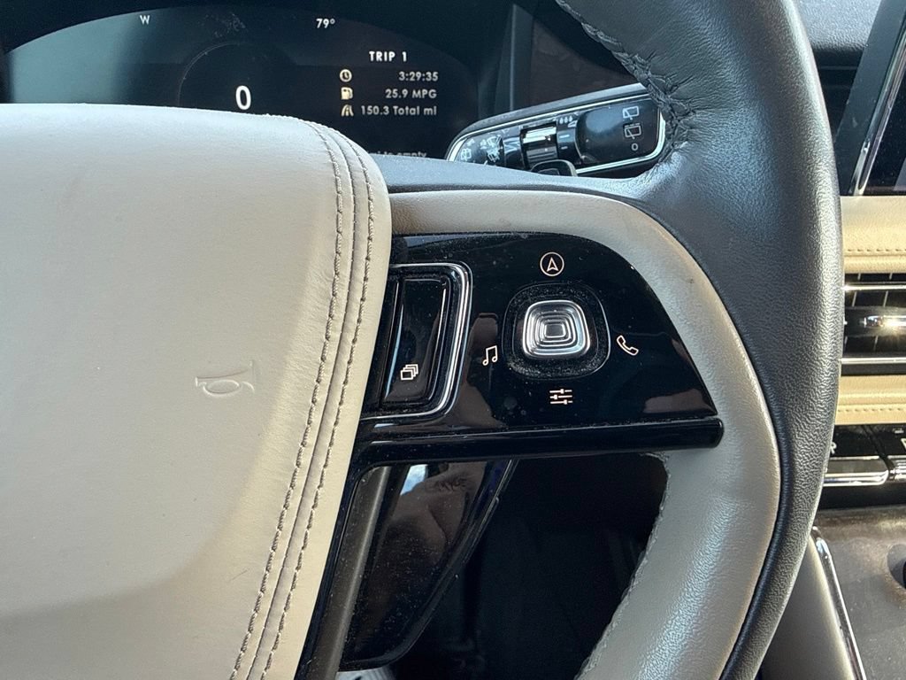 Used 2023 Lincoln Aviator Reserve w/ Equipment Group 201A AWD/4WD image 21