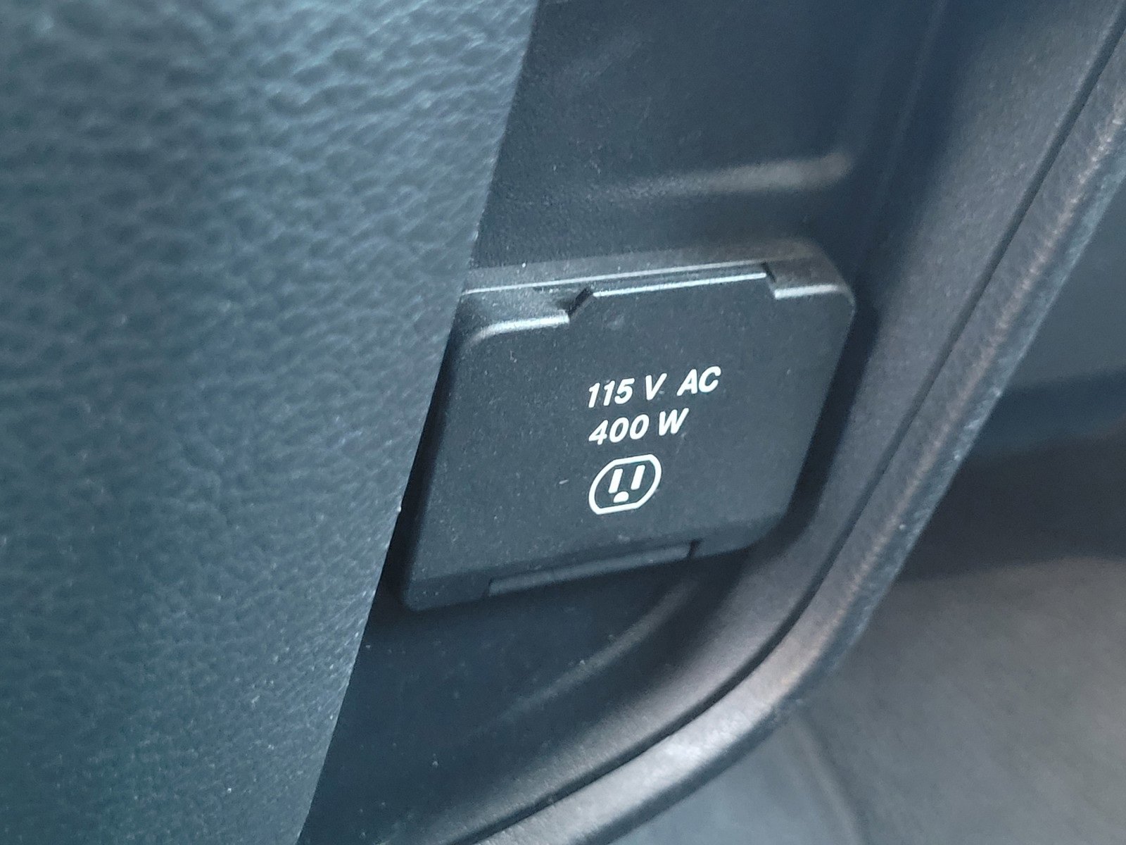 Used 2020 RAM 2500 Laramie image 23