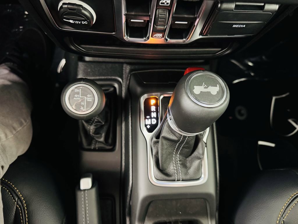 New 2025 Jeep Wrangler Unlimited Sahara image 17