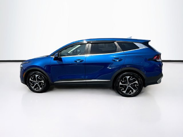 Used 2024 Kia Sportage EX FWD image 4