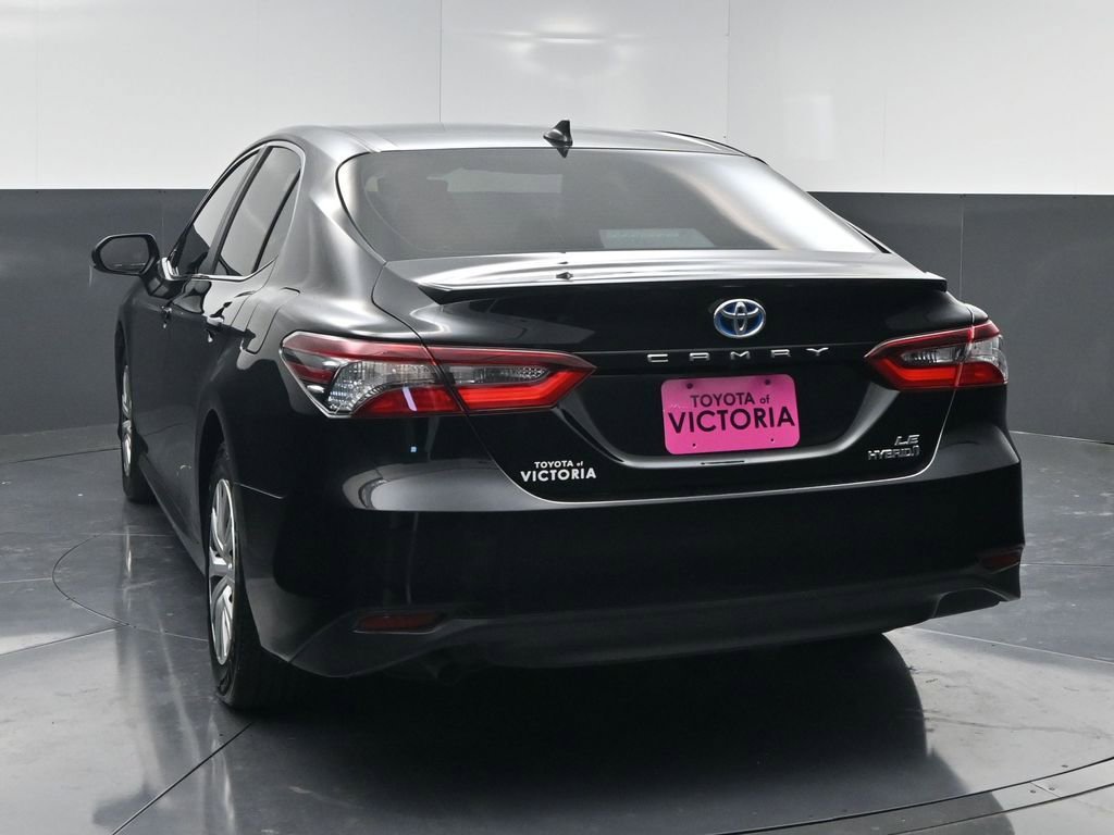 Used 2022 Toyota Camry LE image 16