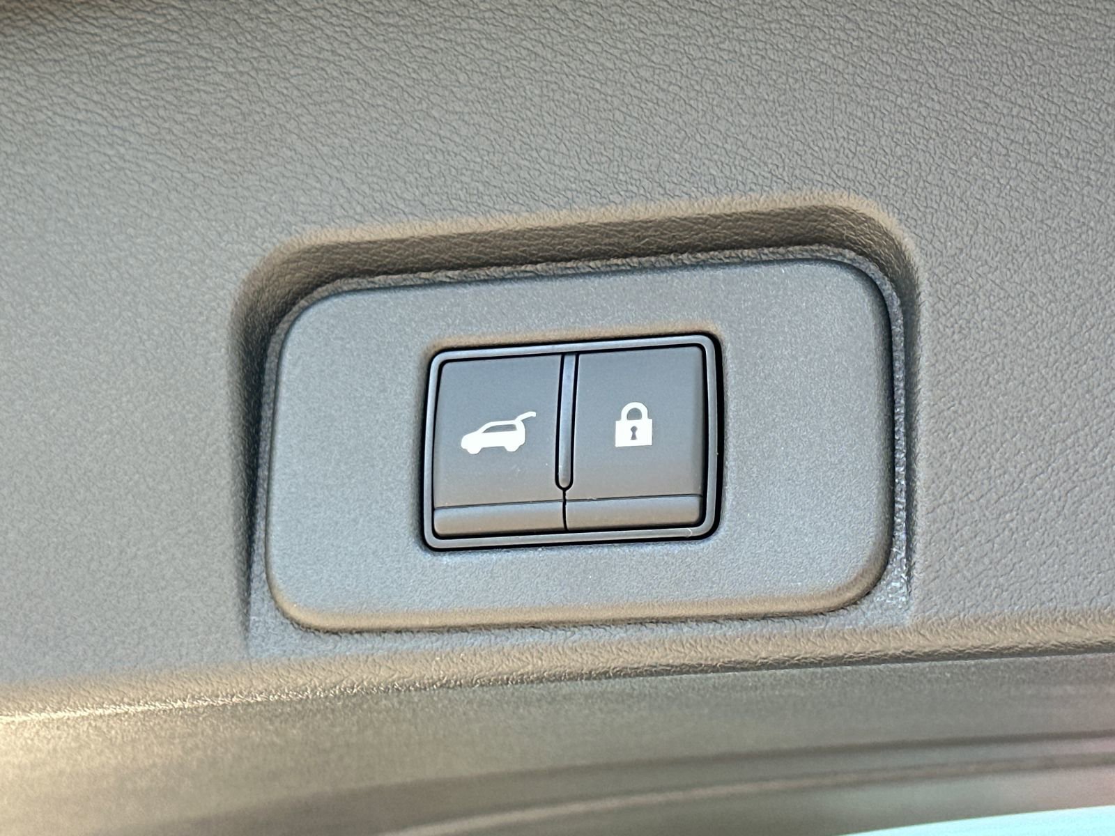 New 2026 Nissan Rogue Platinum w/ Tech Package image 16