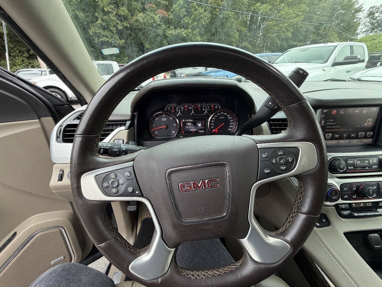 Used 2016 GMC Yukon XL SLT w/ Open Road Package RWD image 29
