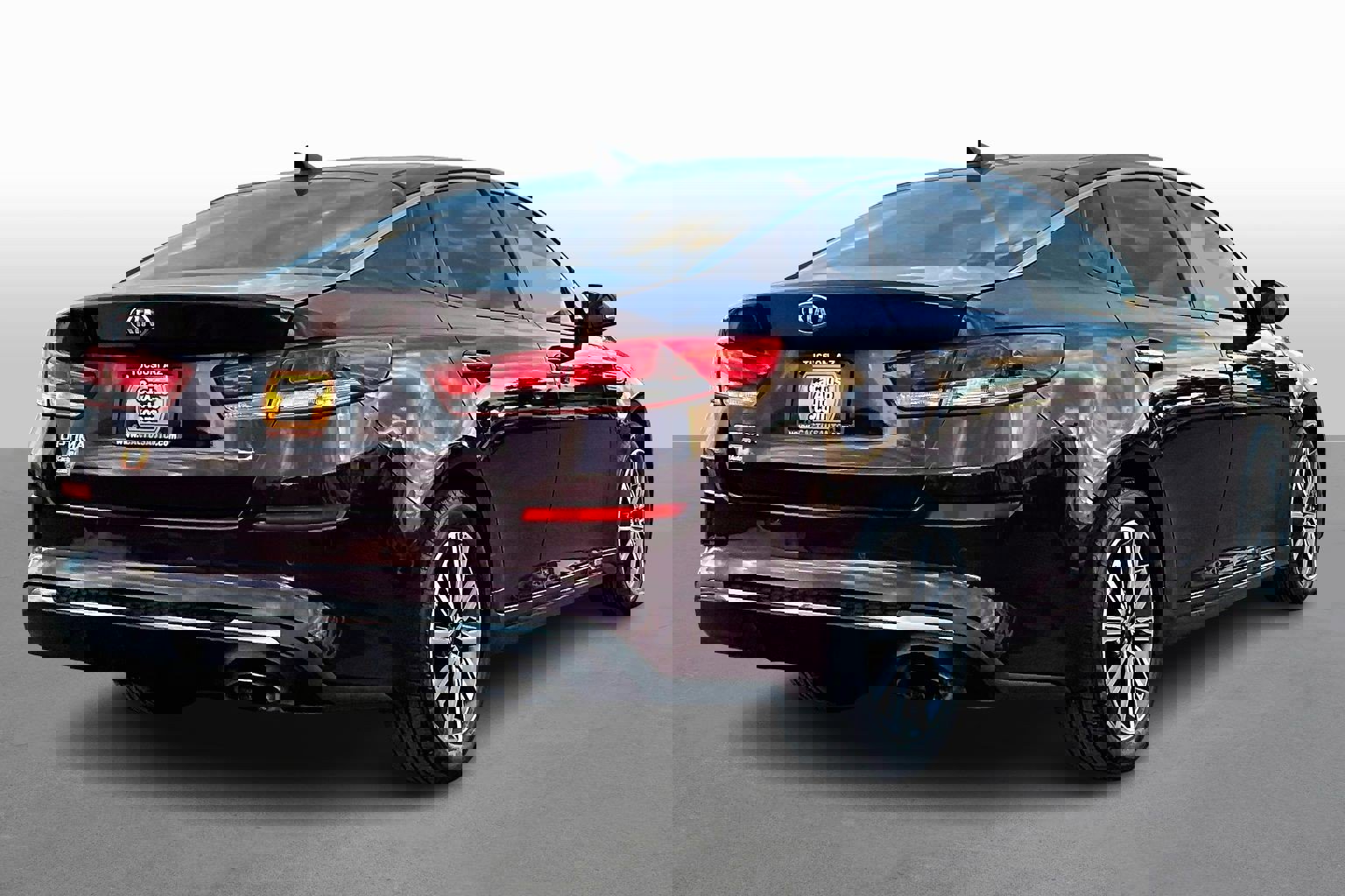 Used 2019 Kia Optima LX w/ LX 17" Wheel Package image 2