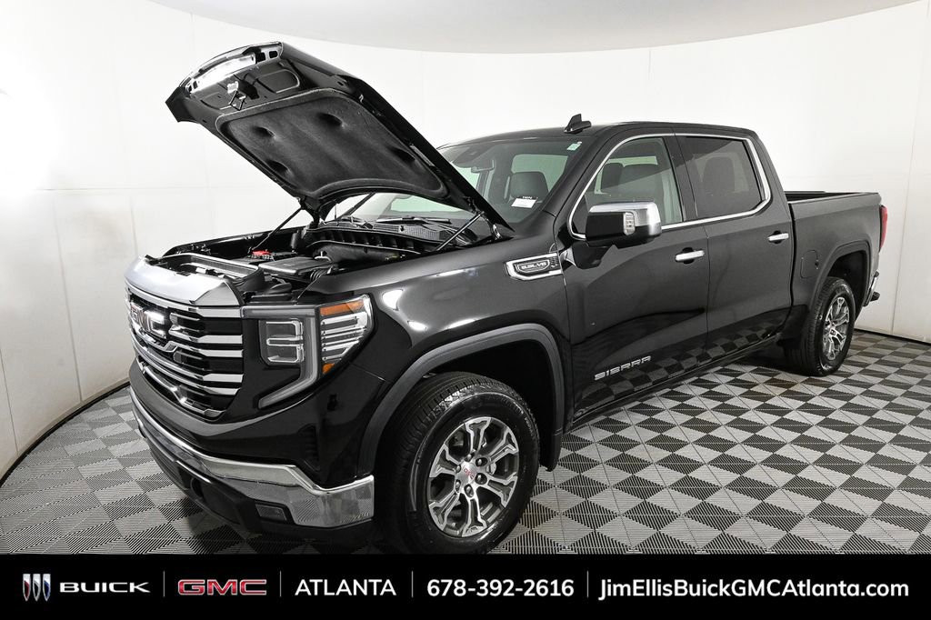Certified 2025 GMC Sierra 1500 SLT image 32