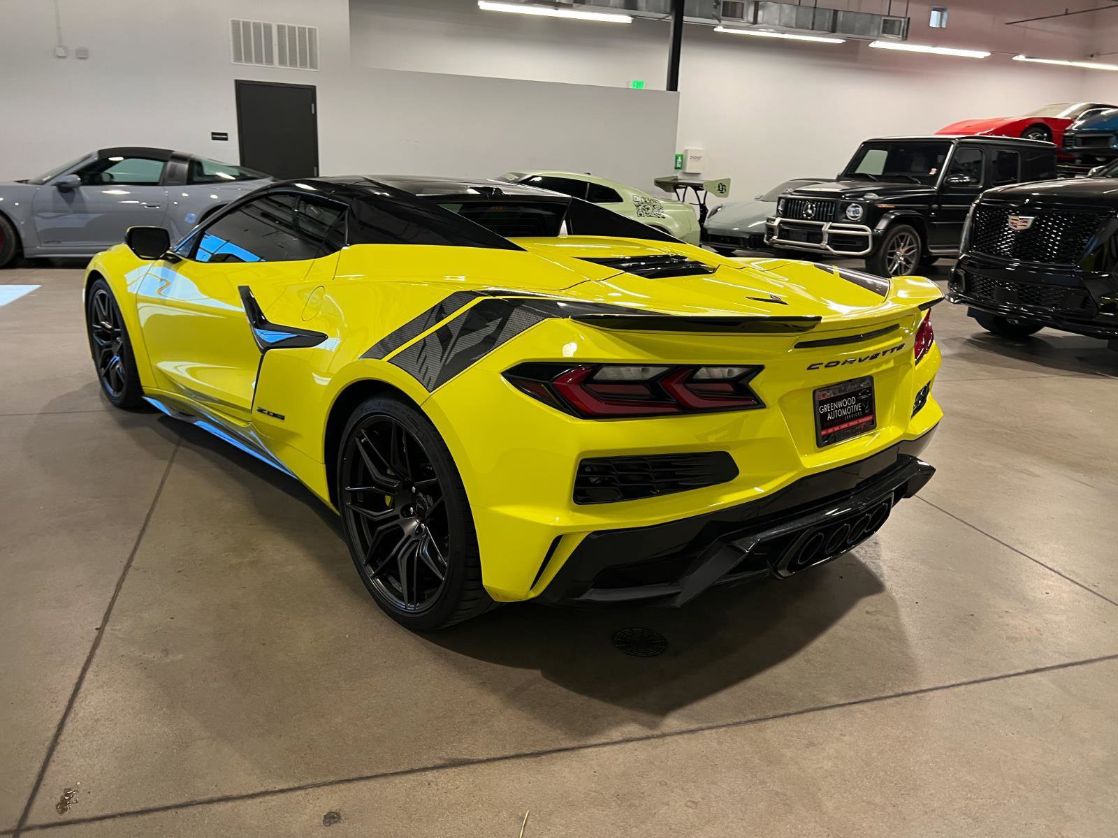 Used 2023 Chevrolet Corvette Z06 RWD image 5