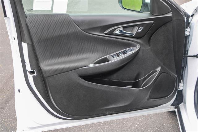 Used 2024 Chevrolet Malibu LT image 20