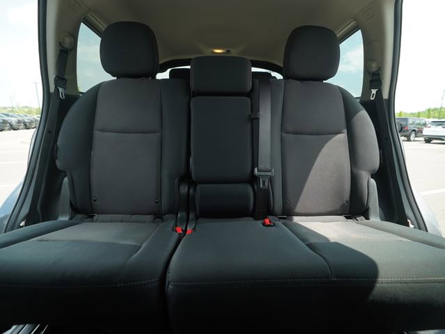 Used 2020 Nissan Pathfinder S AWD/4WD image 33