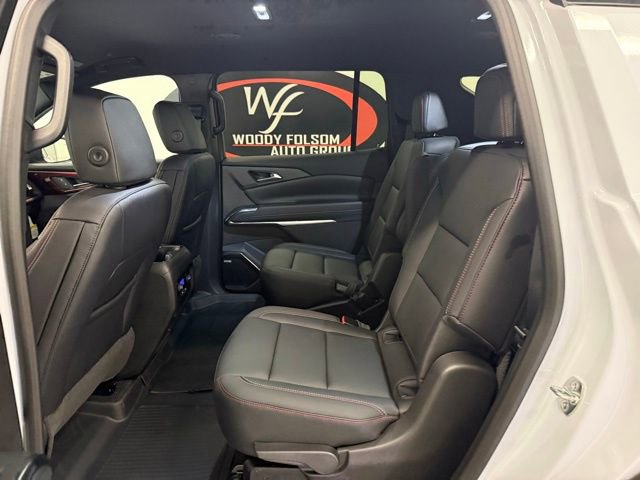 New 2026 Chevrolet Traverse Z71 w/ Enhanced Driving Package AWD/4WD image 16