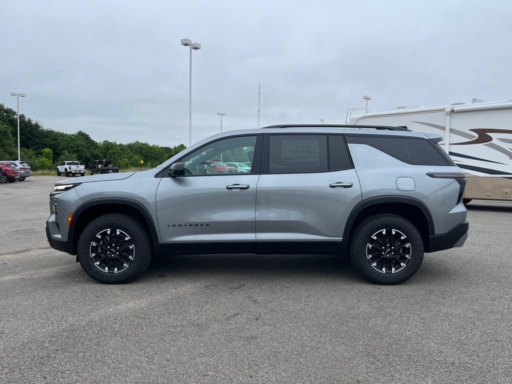 New 2026 Chevrolet Traverse Z71 w/ Enhanced Driving Package AWD/4WD image 2