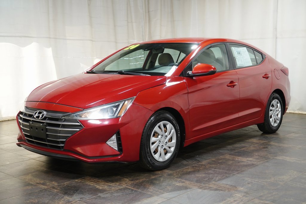 Used 2020 Hyundai Elantra SE image 2