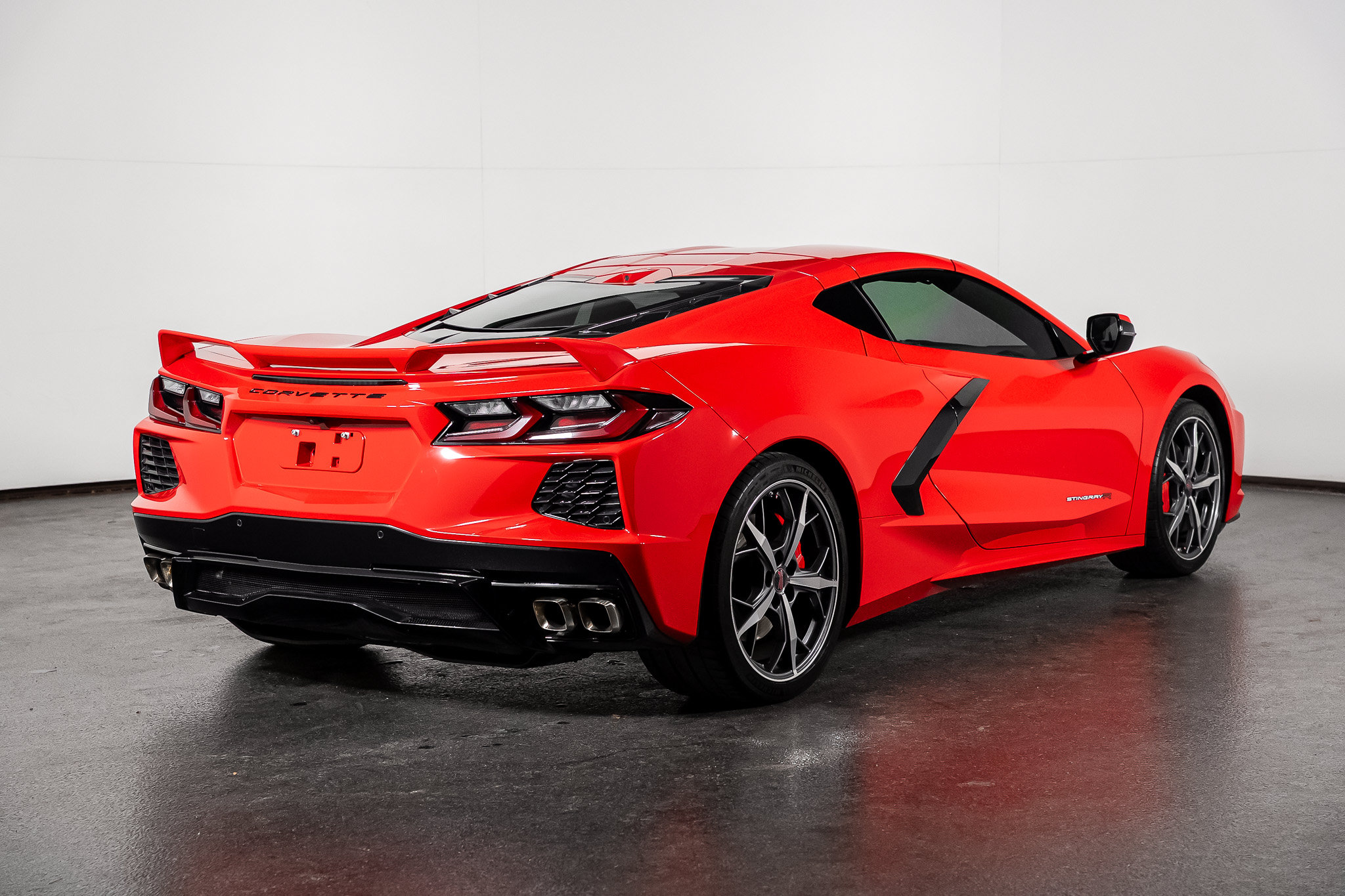 Used 2022 Chevrolet Corvette Stingray Premium Cpe w/ Z51 Performance Package RWD image 27