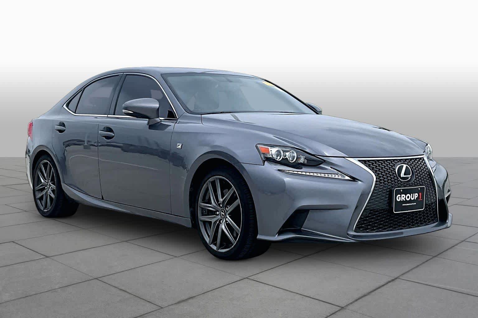 Used 2016 Lexus IS 200t w/ F Sport Package RWD image 3