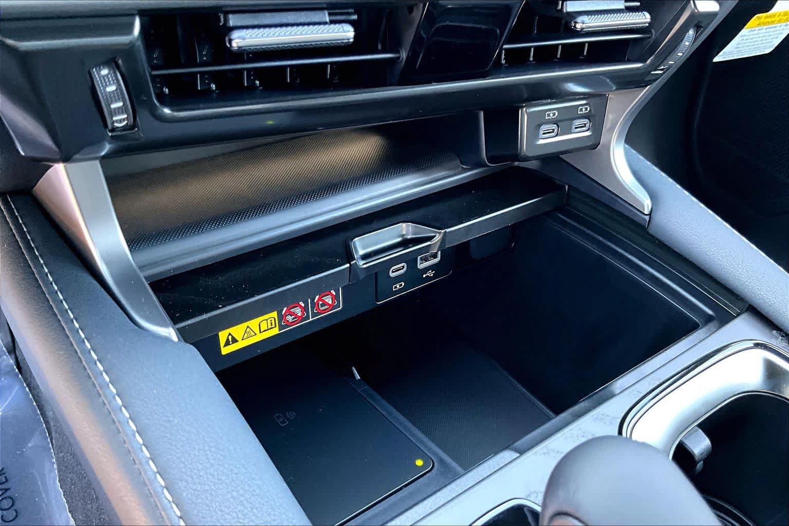 New 2026 Lexus RX 450h AWD w/ Convenience Package image 15