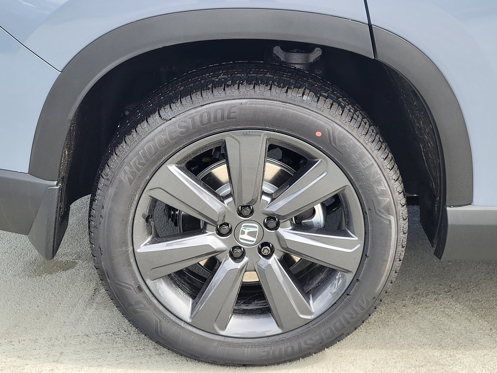 New 2026 Honda Pilot Sport image 6
