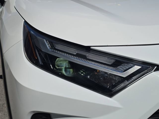 Used 2024 Toyota RAV4 XLE w/ Convenience Package image 10